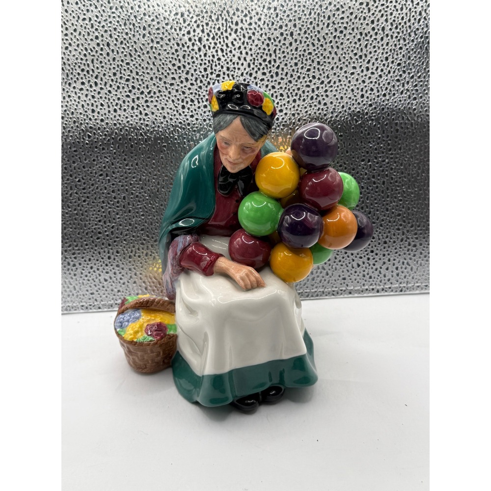 Royal Doulton The Old Balloon‎ Seller HN 1315 Figurine England